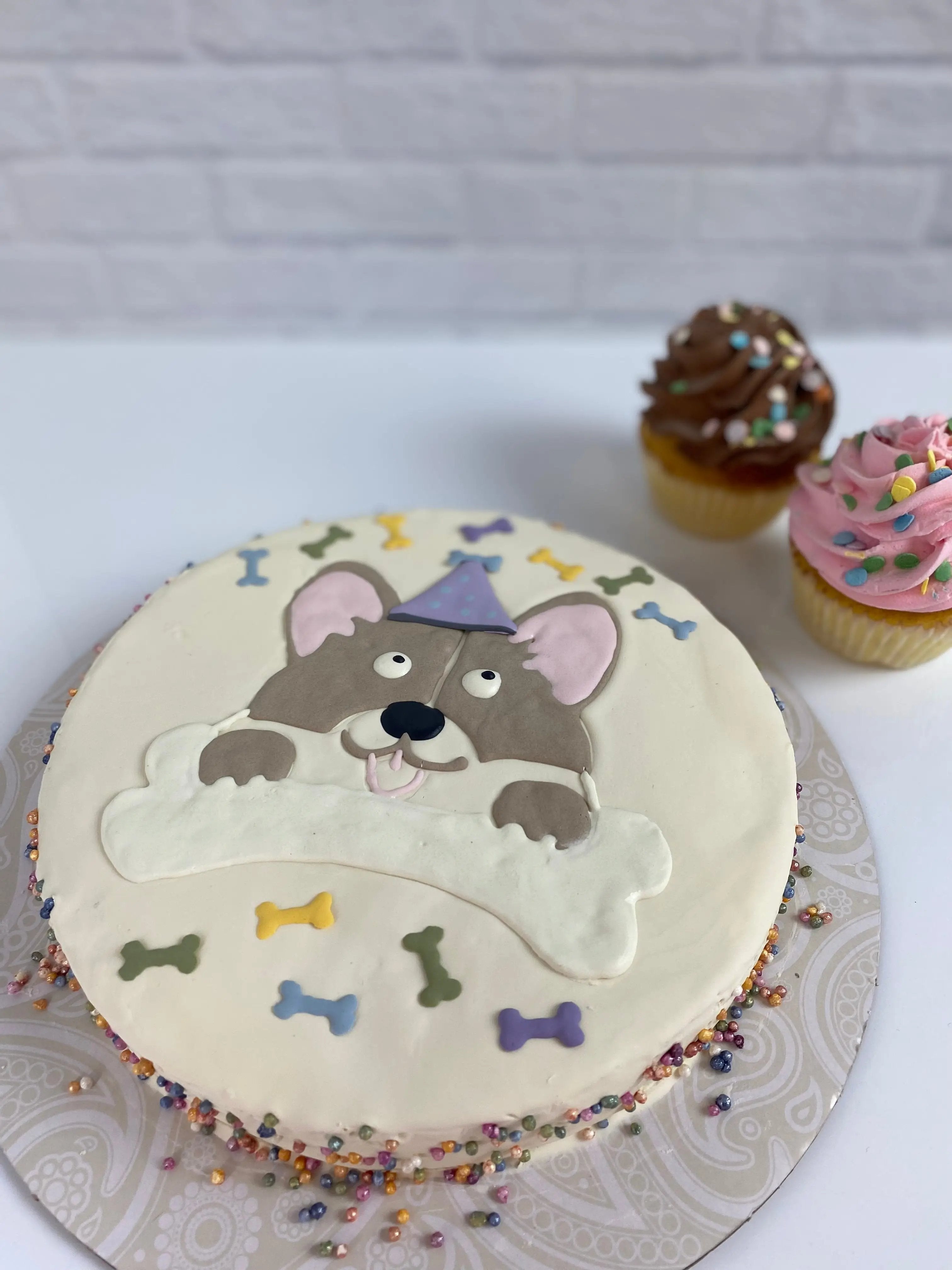 Fashion dog cake icing